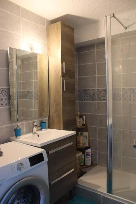 Ptit Nid Tout Neuf D'Isa Et Herve T2 3Eme Etage Apartment กรุยซ็อง ภายนอก รูปภาพ